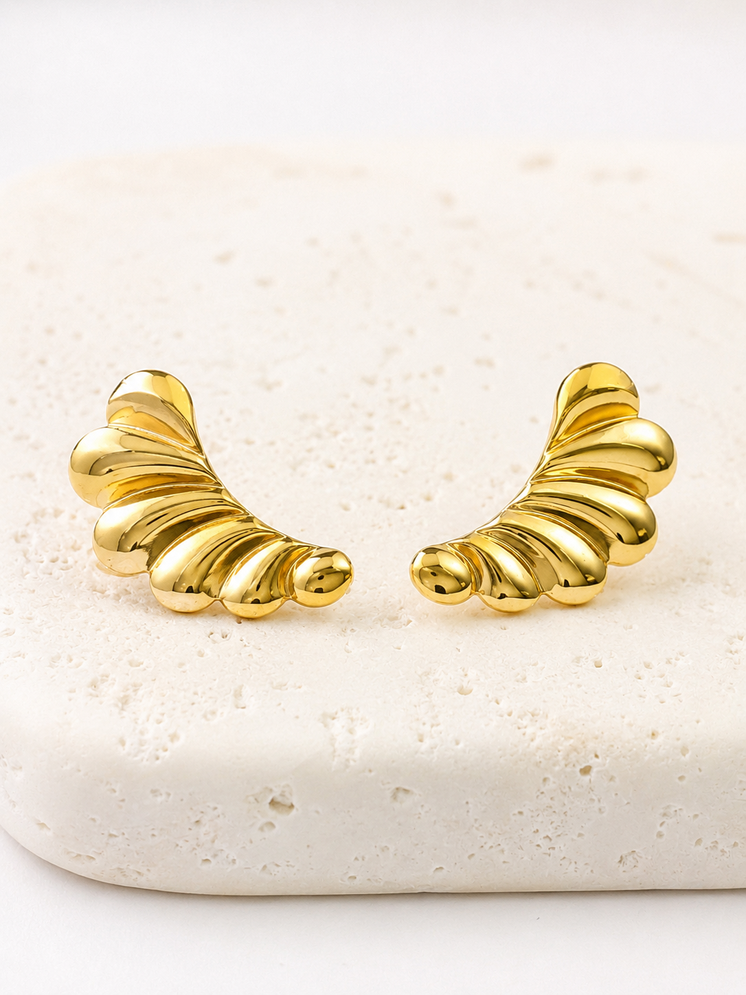 Ear Cuff Orgânico Dourado