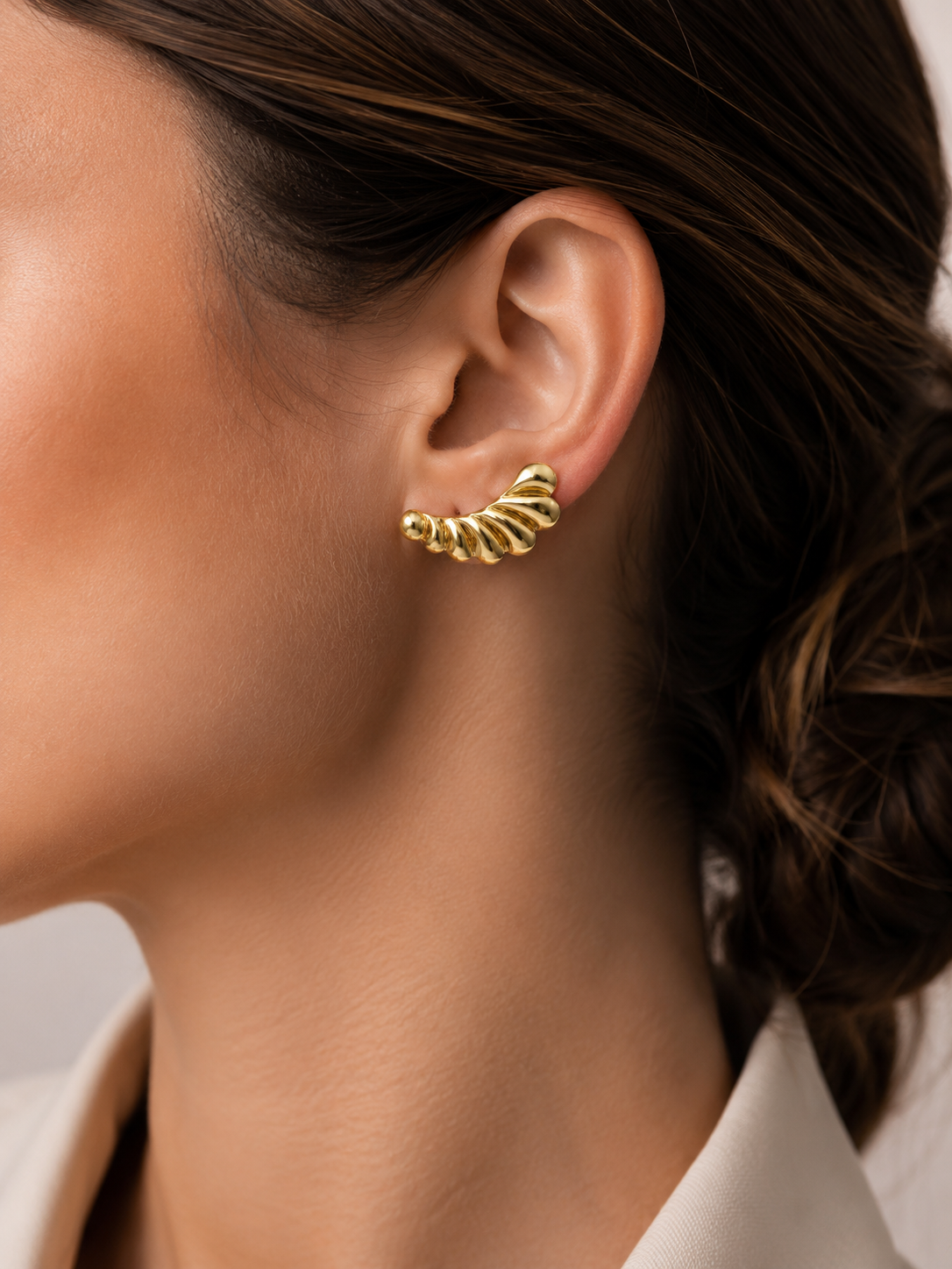 Ear Cuff Orgânico Dourado